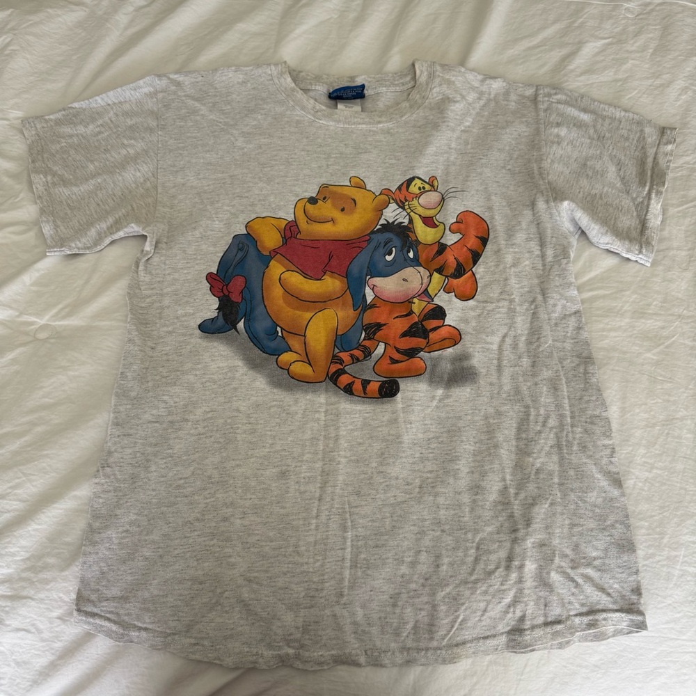 Vintage Disney Gray T-Shirt with Pooh and Friends
